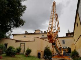 Lavori tetto palazzina reale